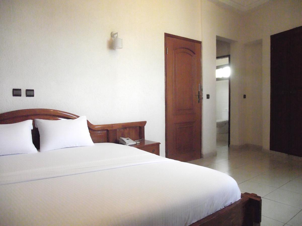 Hotel Ghis Palace Baguida Exterior photo