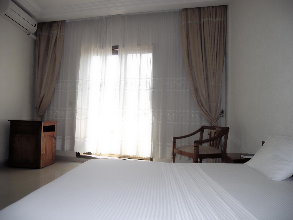 Hotel Ghis Palace Baguida Exterior photo